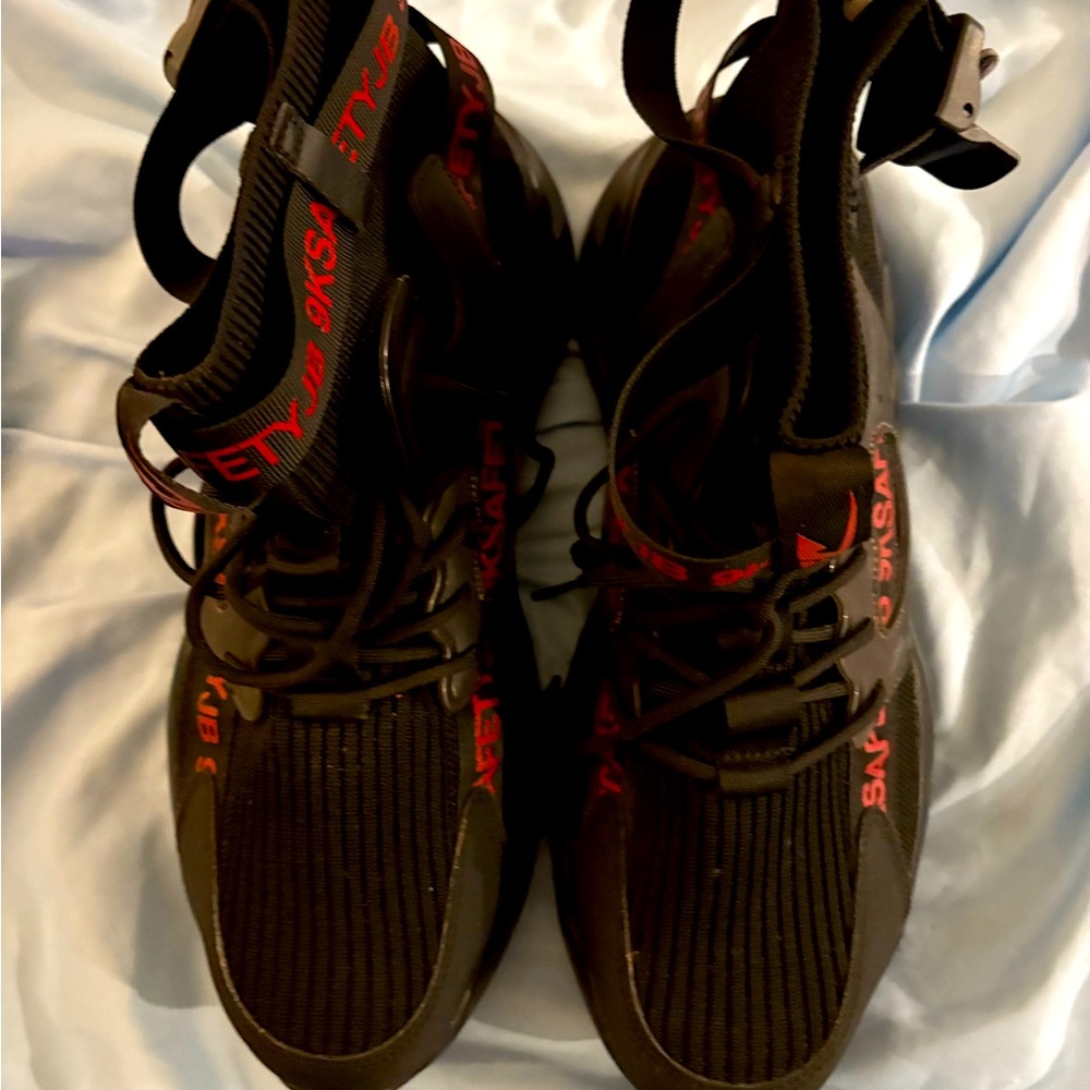 Sleek Black and Red Athletic Shoes for Men